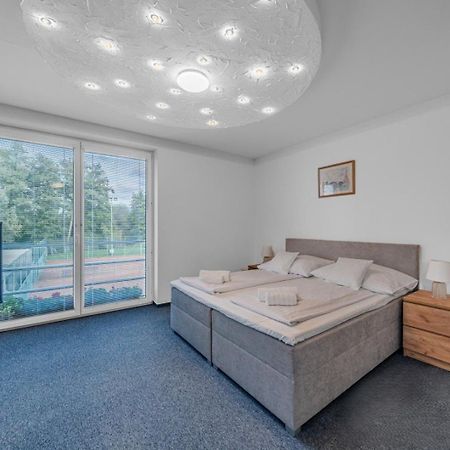 Raketa Residence, Restaurant & Hotel Prievidza Bagian luar foto