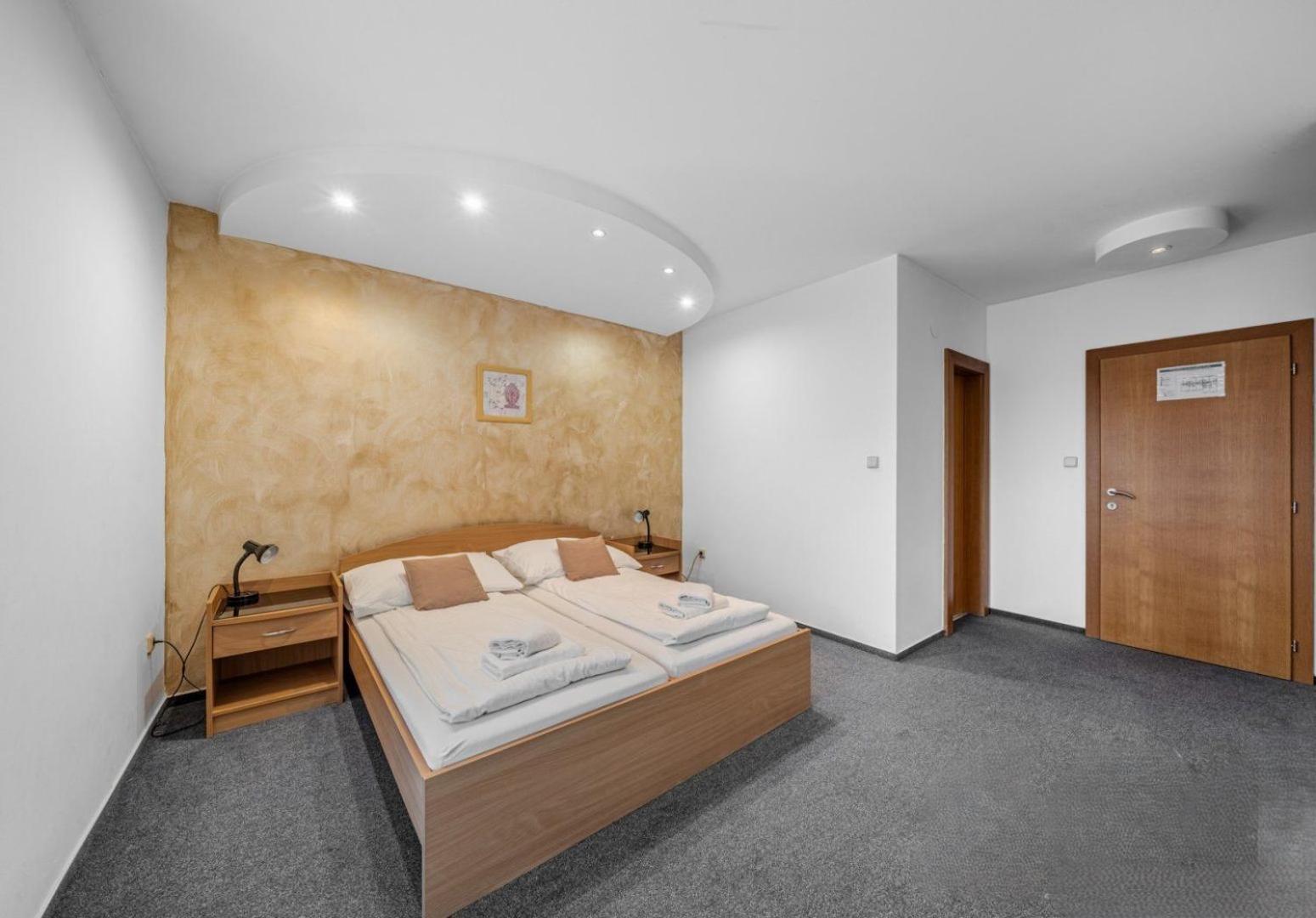 Raketa Residence, Restaurant & Hotel Prievidza Bagian luar foto