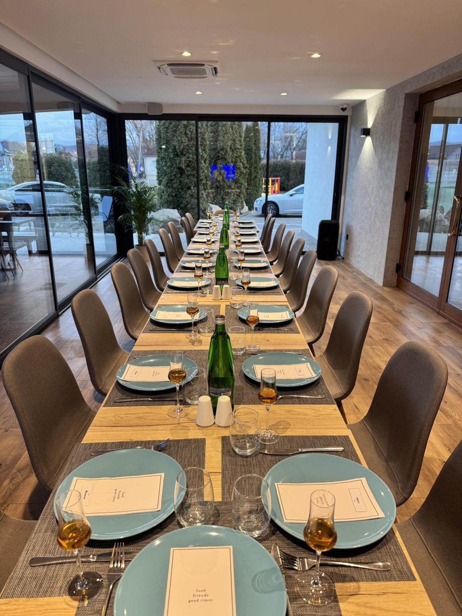 Raketa Residence, Restaurant & Hotel Prievidza Bagian luar foto